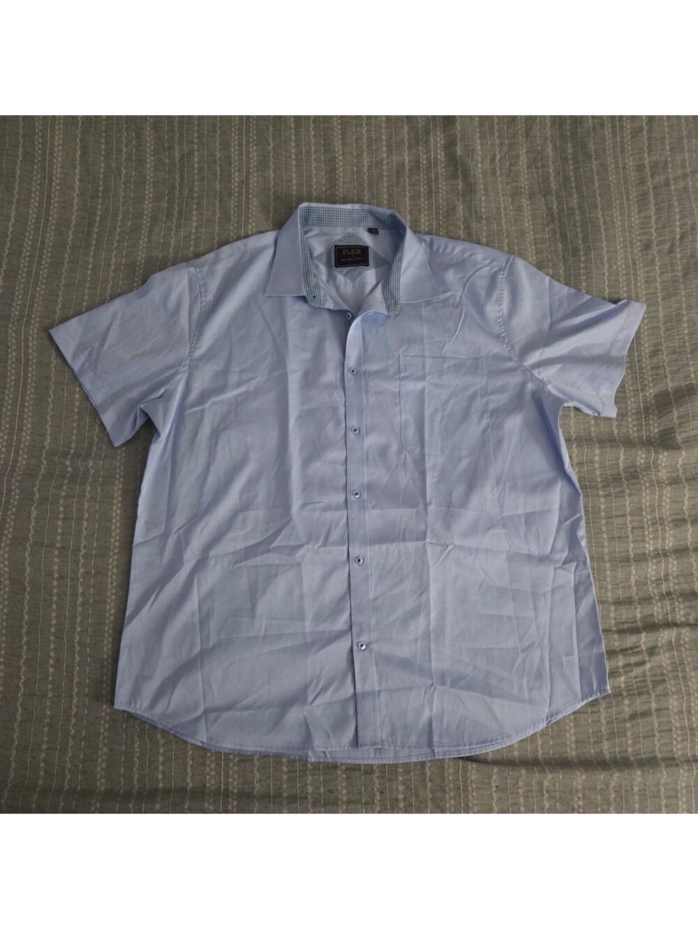 FLEX light blue short sleeve button up dress shirt